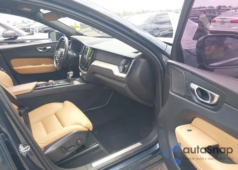 2020 Volvo Xc60 T5 Inscription from USA, damaged, VIN YV4102DL1L1477942